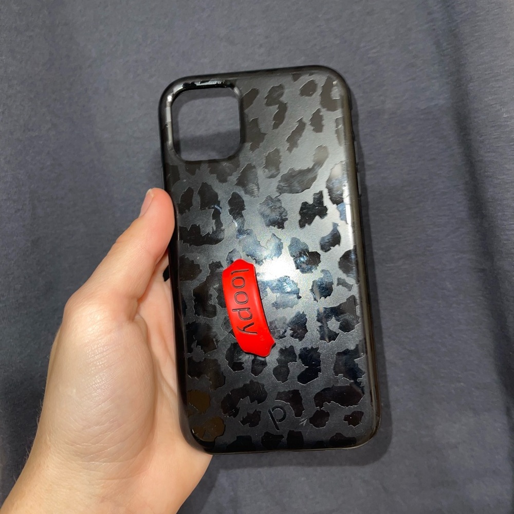 Iphone 11 loopy case